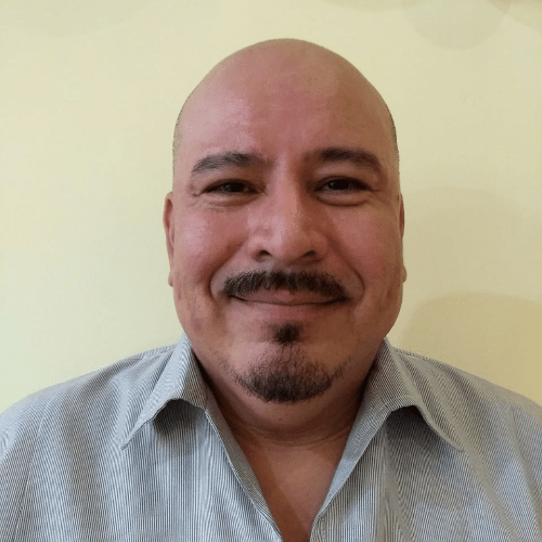 Essaú Gutierrez , MD